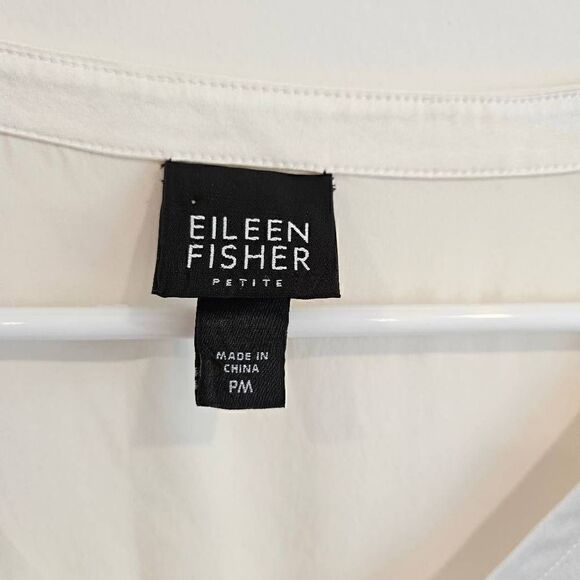 Eileen Fisher Silk Ivory V Neck Tank Top Size PM - Picture 3 of 7
